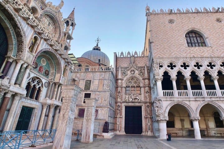 Il Migliore Tour Privato di Venezia: Palazzo Ducale e Giro in Gondola — foto 5