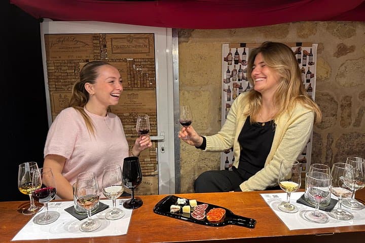 Bordeaux Rotweinverkostung und Charcuterie-Paarungen