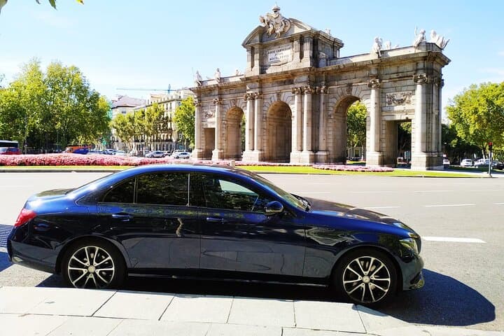 Madrid Barajas Airport Private Transfer To Madrid City — photo 3