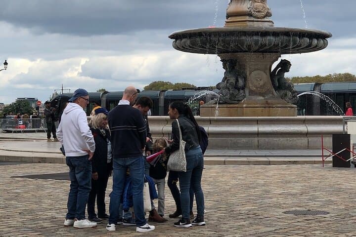 Tour a pie en grupo reducido por Burdeos — foto 5