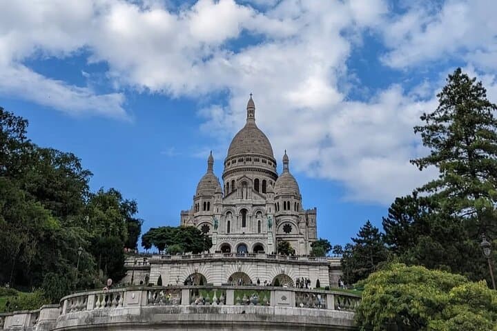 Basilica del Sacré-Cœur con Tour a Piedi di Montmartre — foto 2