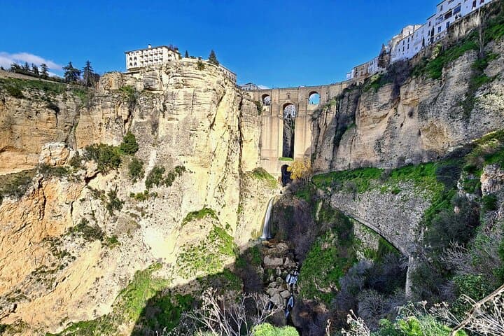 Excursión de un día a Ronda y Setenil de las Bodegas desde Málaga — foto 5