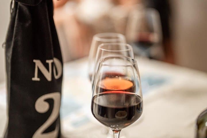 Französische Weindegustation in Nizza — Foto 4