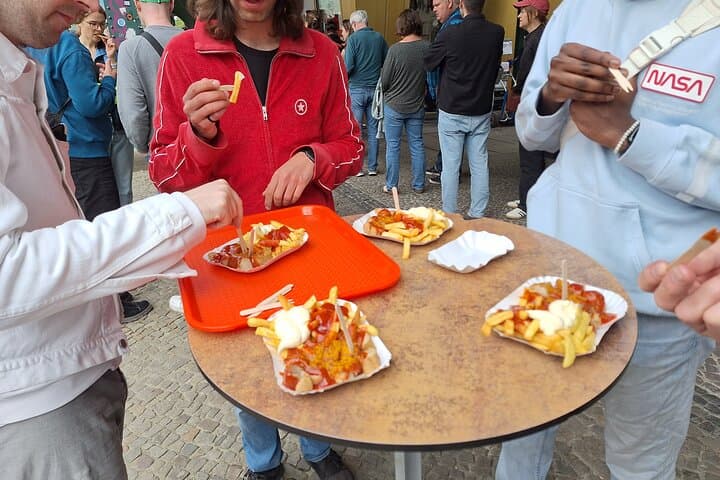 Tour privato di street food a Berlino in bicicletta — foto 2