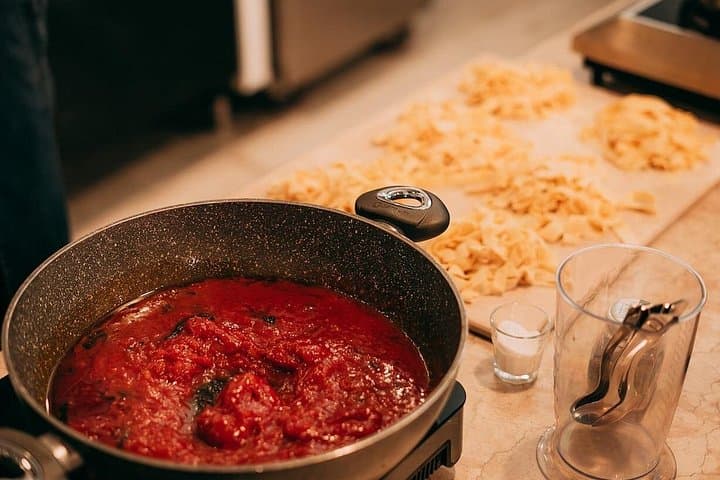 Hausgemachte Pasta & italienische Gerichte in der Kochschule in Verona — Foto 3