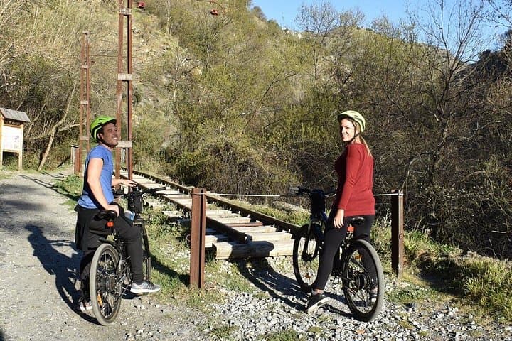 Avventura in E-Bike lungo il Vecchio Tram della Sierra Nevada — foto 3