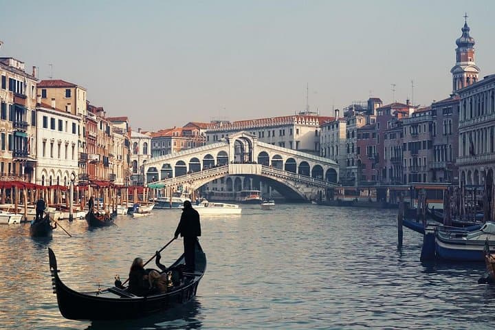Von Florenz: Erkunde Venedig bei einer halbprivaten Tagestour mit dem Zug — Foto 5