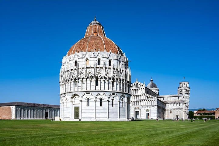 Tour con Accesso Riservato alla Torre di Pisa con Audioguida — foto 5