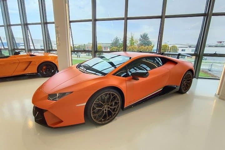 Biglietto d'ingresso al Museo Lamborghini e tour della fabbrica a Bologna — foto 4