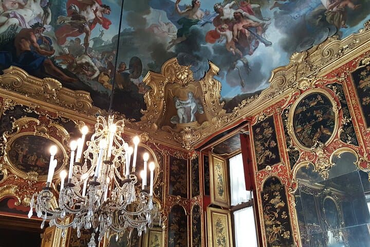 Tour per famiglie al Palazzo Reale di Torino con Cappella della Sacra Sindone