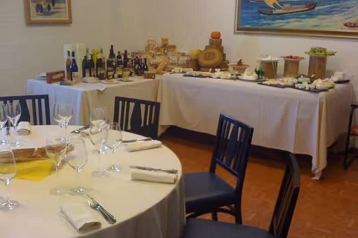 Experiencia de Queso: Tour y Cata en Guffanti cerca del Lago Maggiore — foto 5