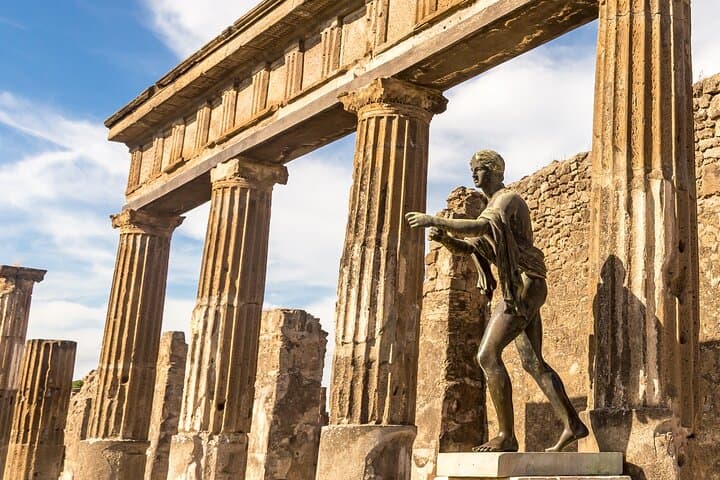 Privater Transfer - Amalfi nach Neapel mit 2 Stunden Sightseeing: Vesuv oder Pompeji — Foto 4
