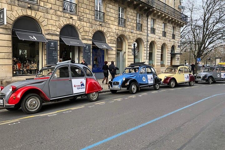 Tour Privato della Città di Bordeaux in una Citroën 2CV - 45min