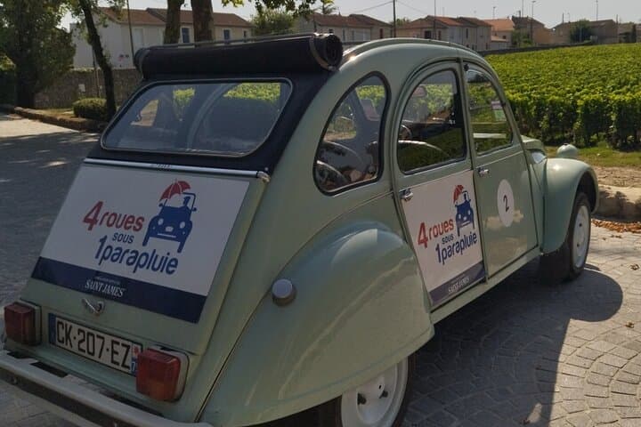 Bordeaux: Private Stadtrundfahrt in einem 2CV mit Weinprobe - 3h