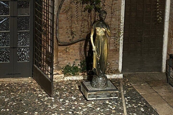 El Lado Oculto de Verona: Secretos, Historia y Leyendas