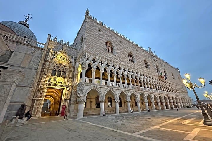 Tour Guiado a Pie en Venecia de Noche — foto 3