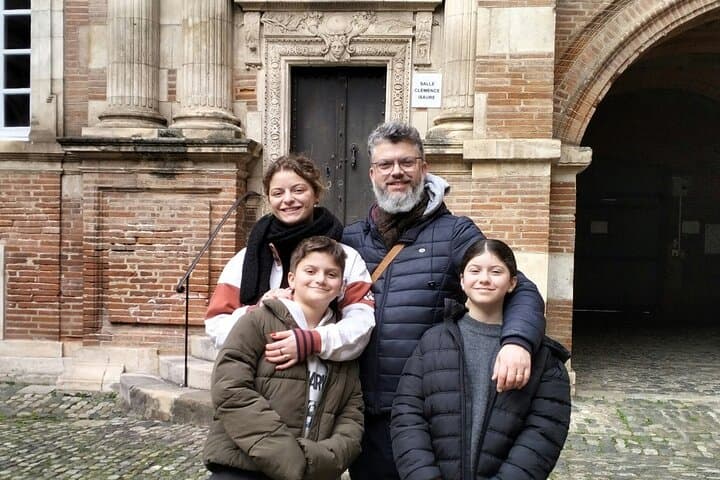Juego y Tour de Exploración del Tesoro en el Casco Antiguo de Toulouse — foto 4