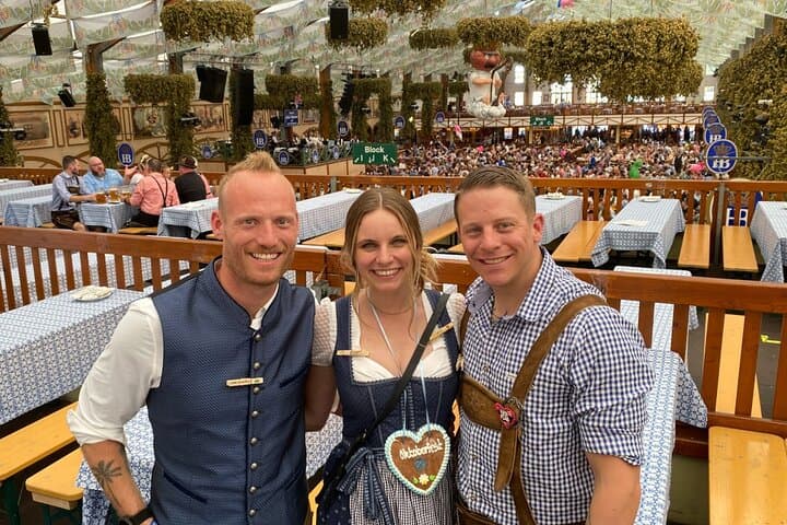 Oktoberfest München Tour mit Tischreservierung, Essen & Getränken — Foto 5