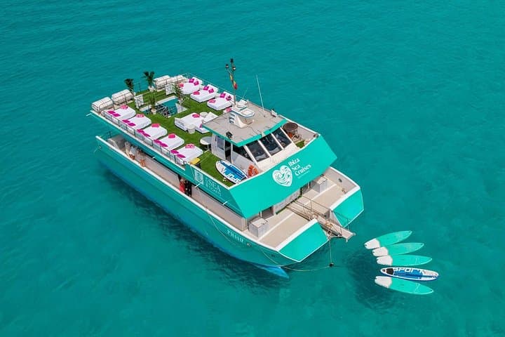 Croisière d'Ibiza à Formentera avec snorkeling, paella et open bar