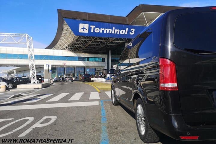 Transfert privé de l'aéroport de Rome-Fiumicino au port de Civitavecchia — photo 2