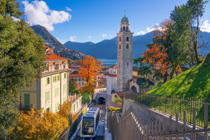Excursion d'une journée à Como, Bellagio et Lugano avec croisière sur le lac — photo 2