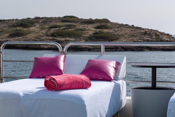 Crucero de Ibiza a Formentera con Snorkel, Paella y Barra Libre — foto 5