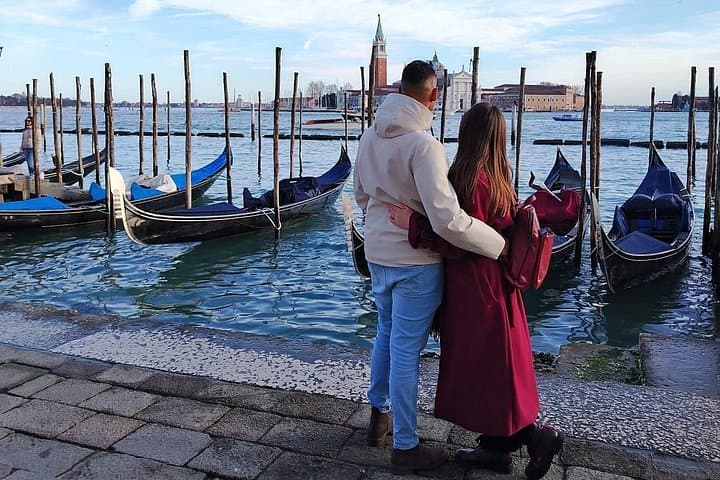 Von Mailand: Ganztägige geführte Tour nach Venedig mit Bootsfahrt — Foto 4