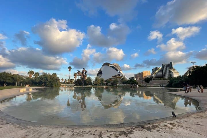 Tour in Bici dei Punti Salienti di Valencia per Passeggeri delle Crociere — foto 5
