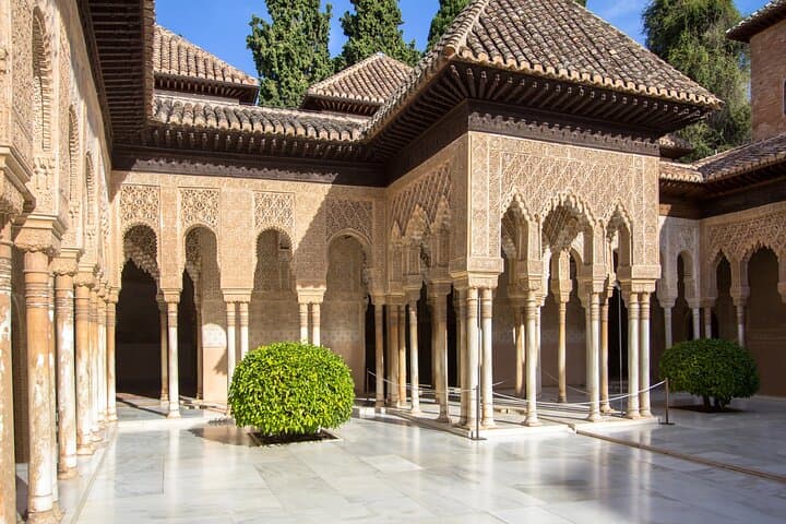 Selbstgeführte oder geführte Tour durch die Alhambra
