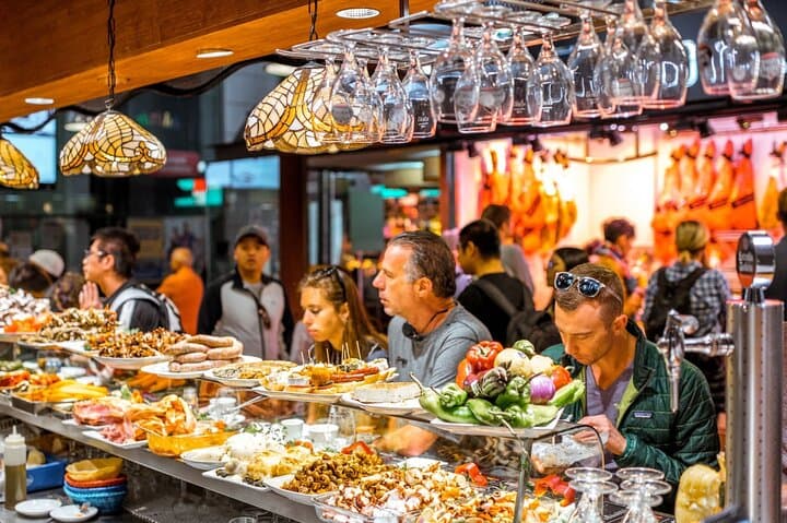 Tapas-Tour in Barcelona mit einem lokalen Feinschmecker