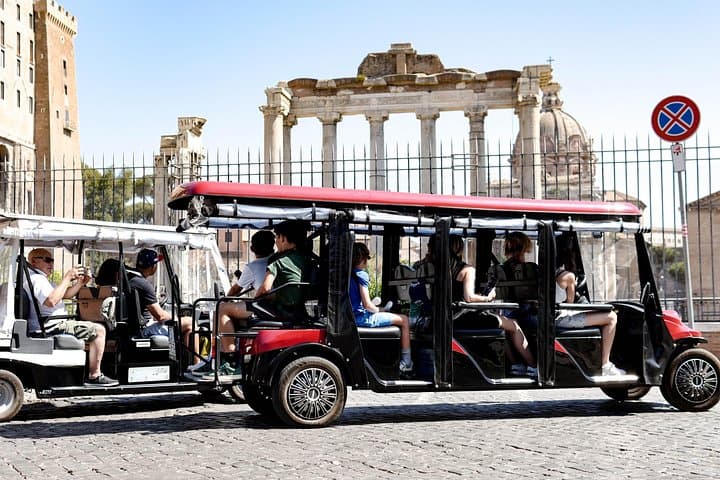 Tour privato personalizzabile di 4 ore a Roma in golf cart — foto 3
