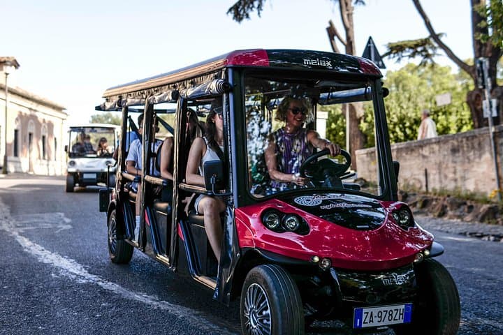 Tour privato personalizzabile di 4 ore a Roma in golf cart — foto 2