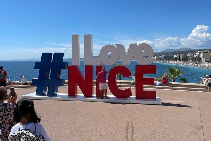 Öko-freundliche Fahrrad-Taxi-Tour in Nizza — Foto 3