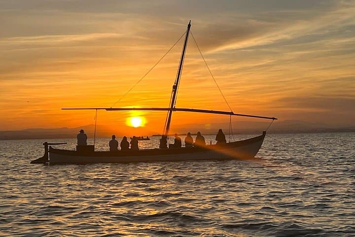 Gita in barca all'Albufera con tramonto e paella da Valencia