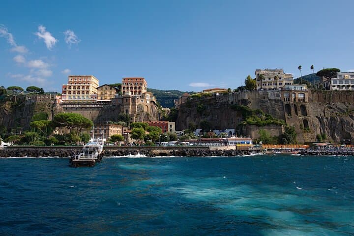 Crucero de un día completo por Amalfi y Positano en hidroala desde Nápoles — foto 2