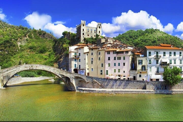 Excursion d'une journée complète de Dolceacqua à San Remo et Menton
