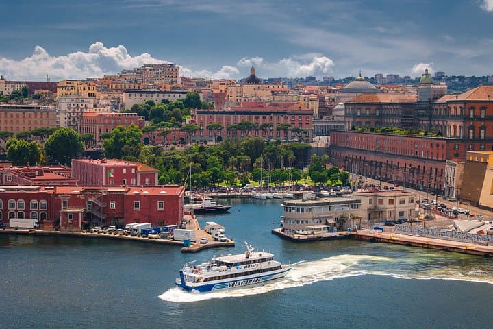 Tour Privato Storico e Panoramico di Napoli — foto 4