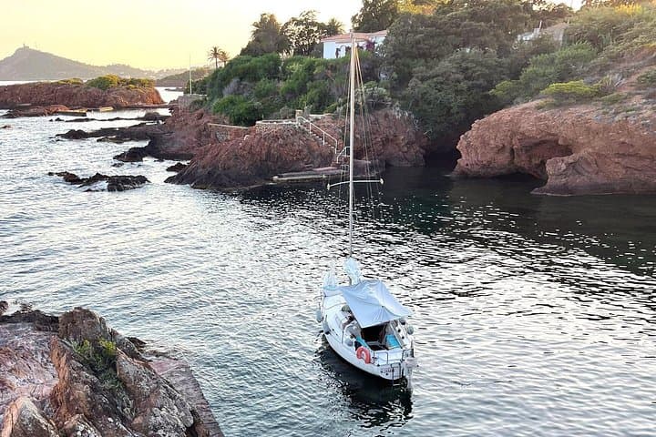 Escursione in barca a vela privata e picnic provenzale a Cannes — foto 2