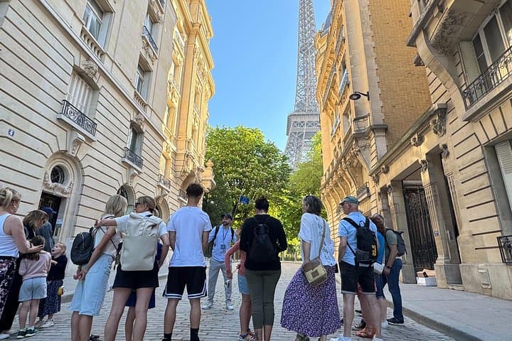 Geführte Tour zum Eiffelturm über Treppen mit optionalem Aufstieg zum Gipfel mit dem Aufzug — Foto 3