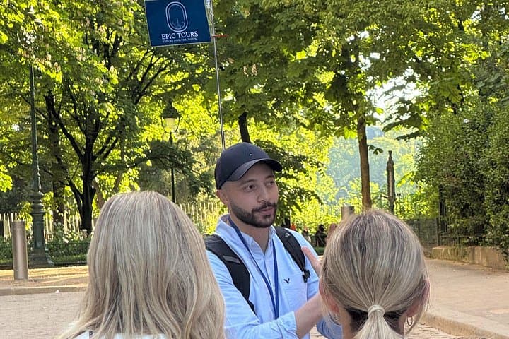 Geführte Tour zum Eiffelturm über Treppen mit optionalem Aufstieg zum Gipfel mit dem Aufzug — Foto 4