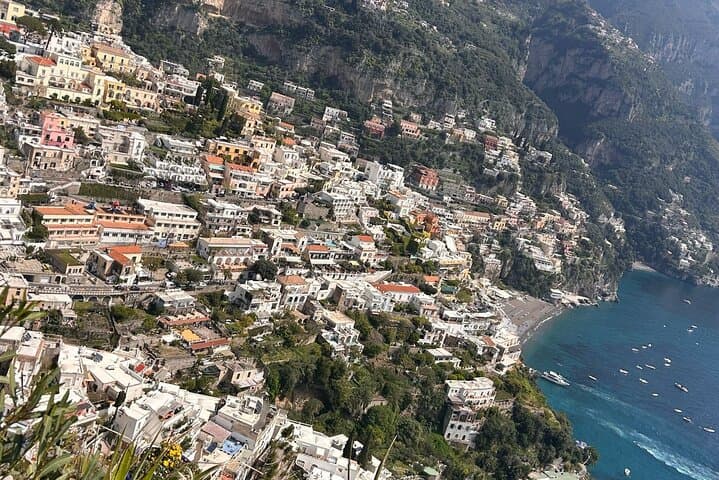 Transfert privé d'Amalfi à Naples — photo 5
