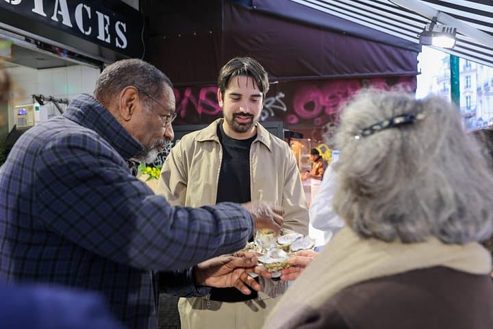 Tour Gastronómico en Montmartre con 15 Degustaciones en París — foto 1