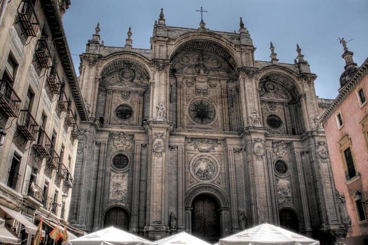 Tour a pie en Granada: Albaicín, centro de la ciudad, Sacromonte — foto 2
