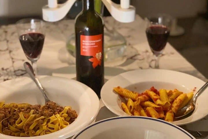 Cours de fabrication de pâtes avec tiramisu et dégustation de vin à volonté — photo 3