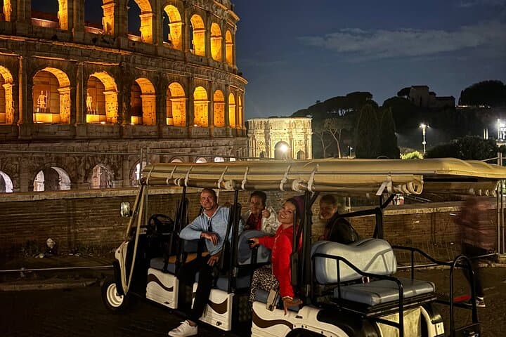 Tour Privato Notturno in Golf Cart a Roma con Sosta Gelato