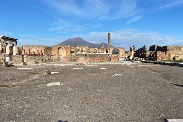 Tour de medio día en Pompeya desde la Estación Central de Nápoles