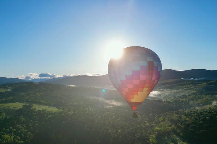 Ballonfahrt bei Sonnenaufgang über der Toskana — Foto 2