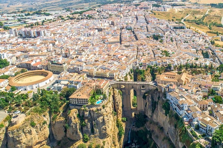 Privater Tagesausflug von Malaga nach Ronda und Marbella — Foto 4