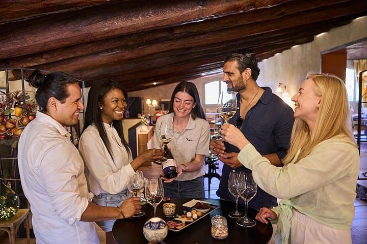 Cata de Vinos y Cavas en Penedés y Tour por Viñedos en 4x4 desde Barcelona — foto 3