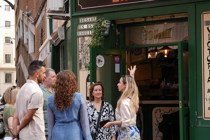 Málaga Evening Tapas Crawl Tour — photo 2
